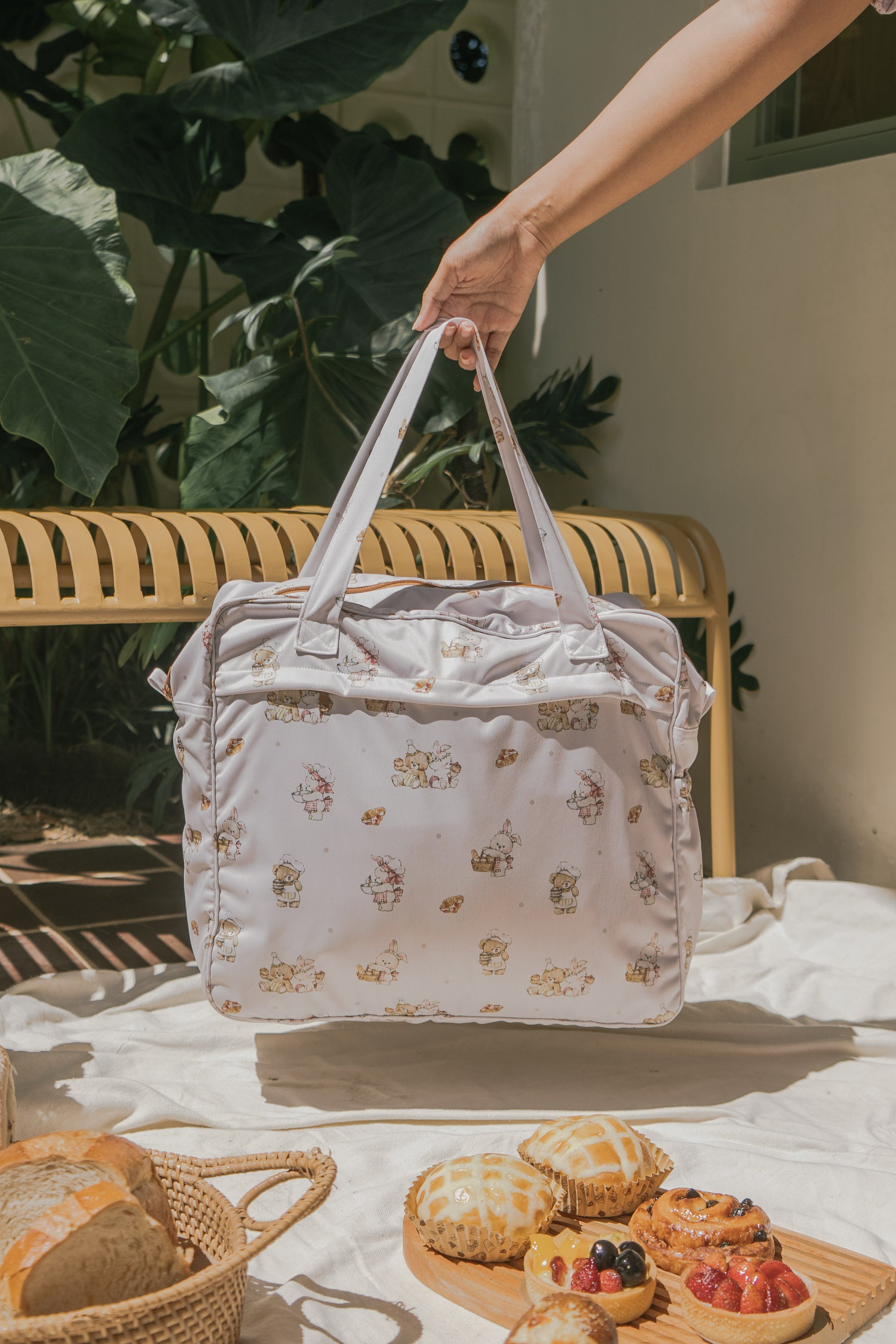 Bakery Cafe Wetbag - BROWN ZIPPER