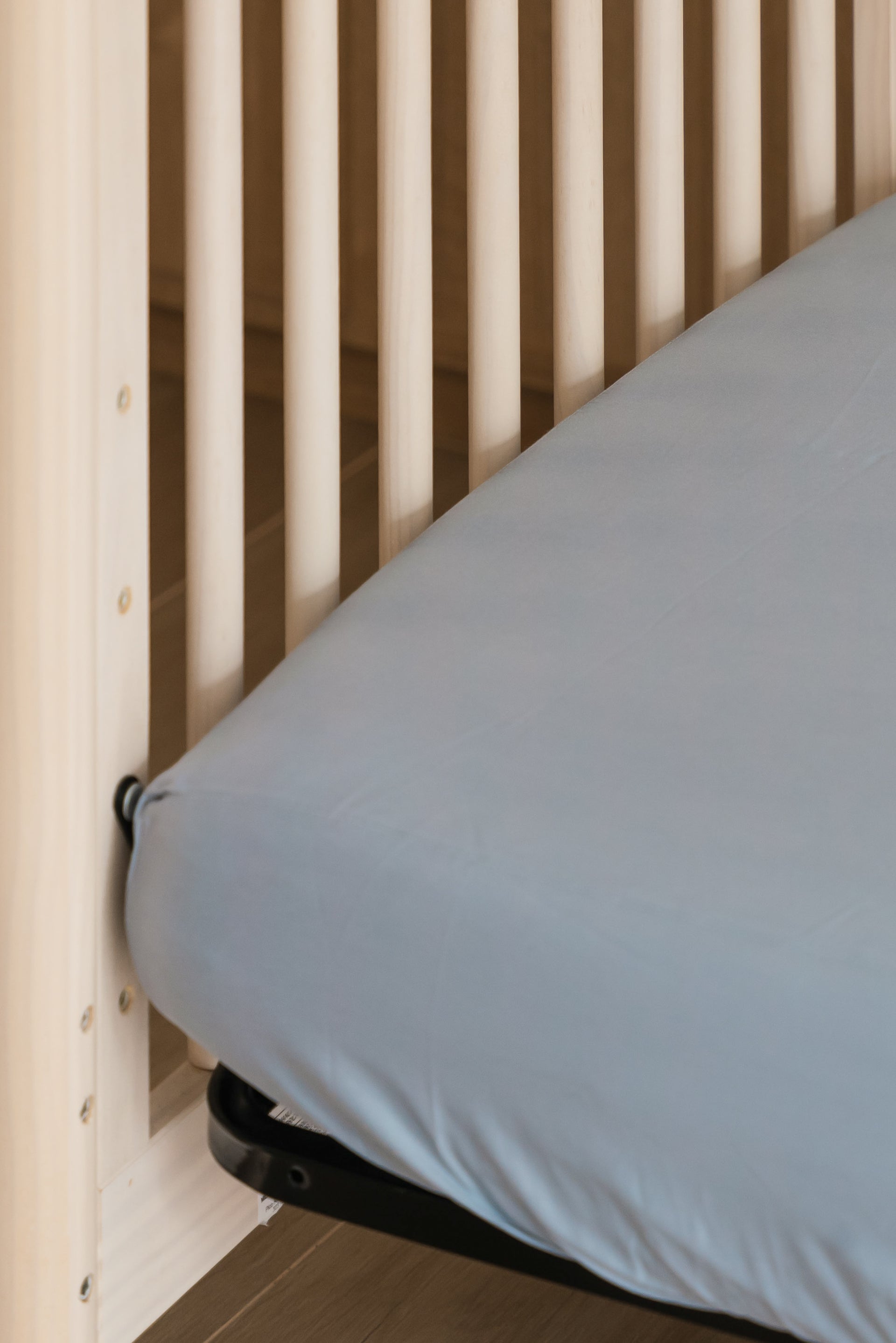 Organic Cotton Waterproof Sheet in Deep Sea