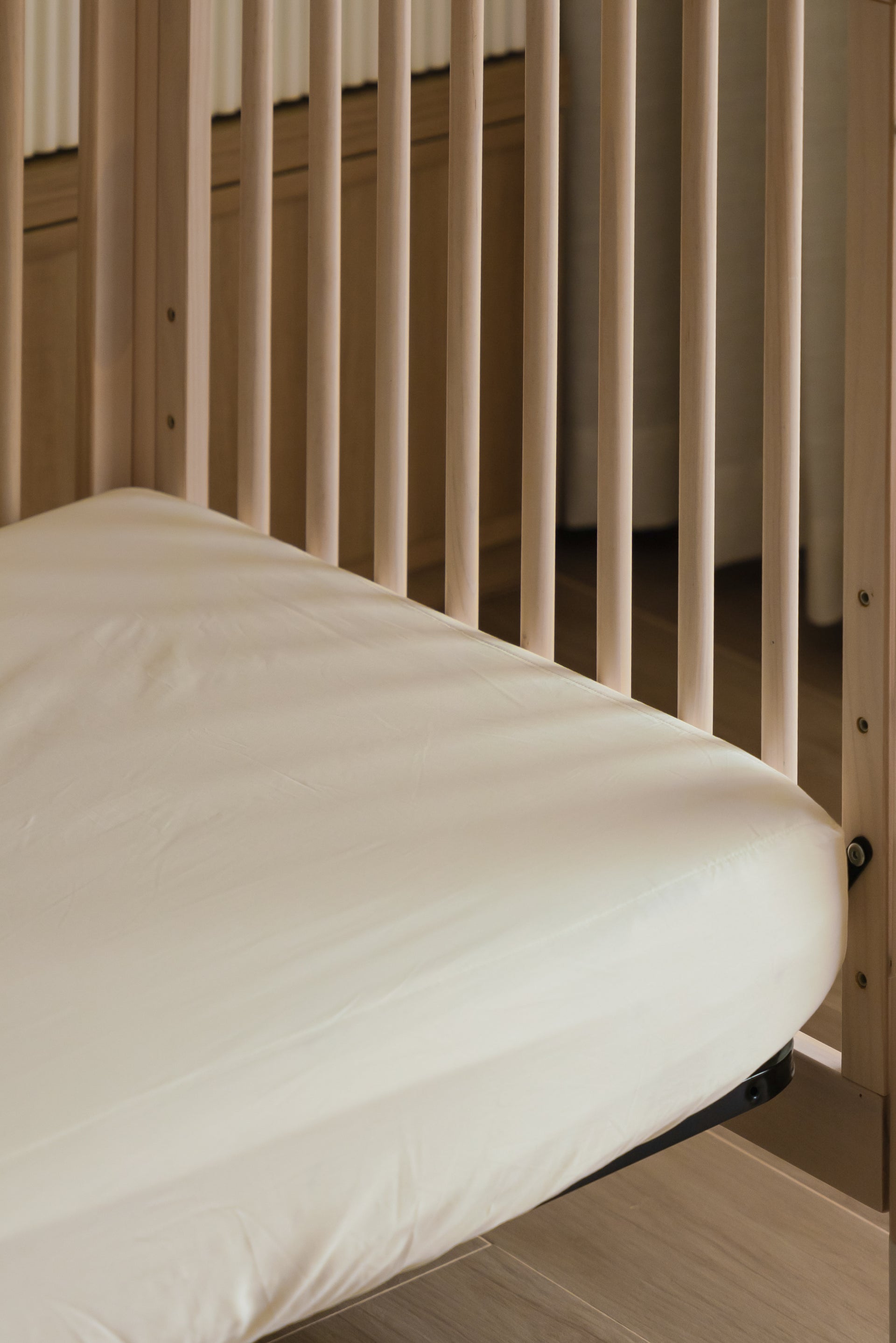 Organic Cotton Waterproof Sheet in Cream