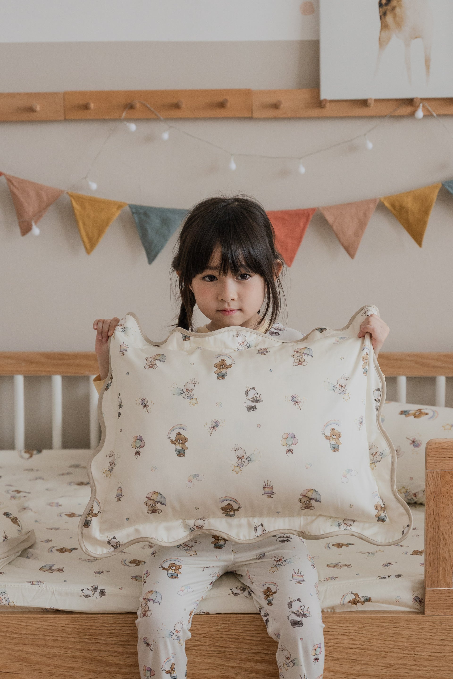 [Tencel Waterproof Pillowcase] - Rainbow Dreamland