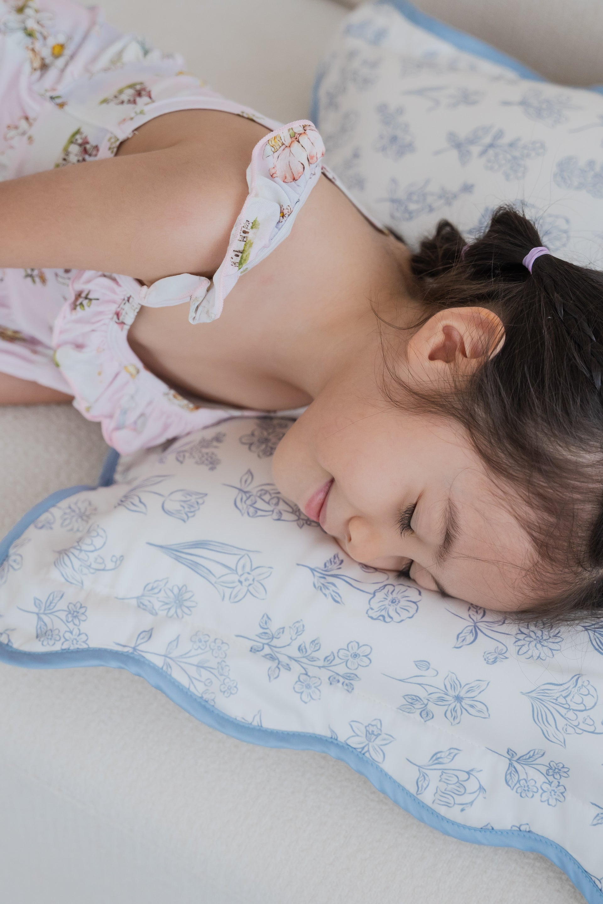 [Tencel Waterproof Pillowcase] - Bluebell Garden