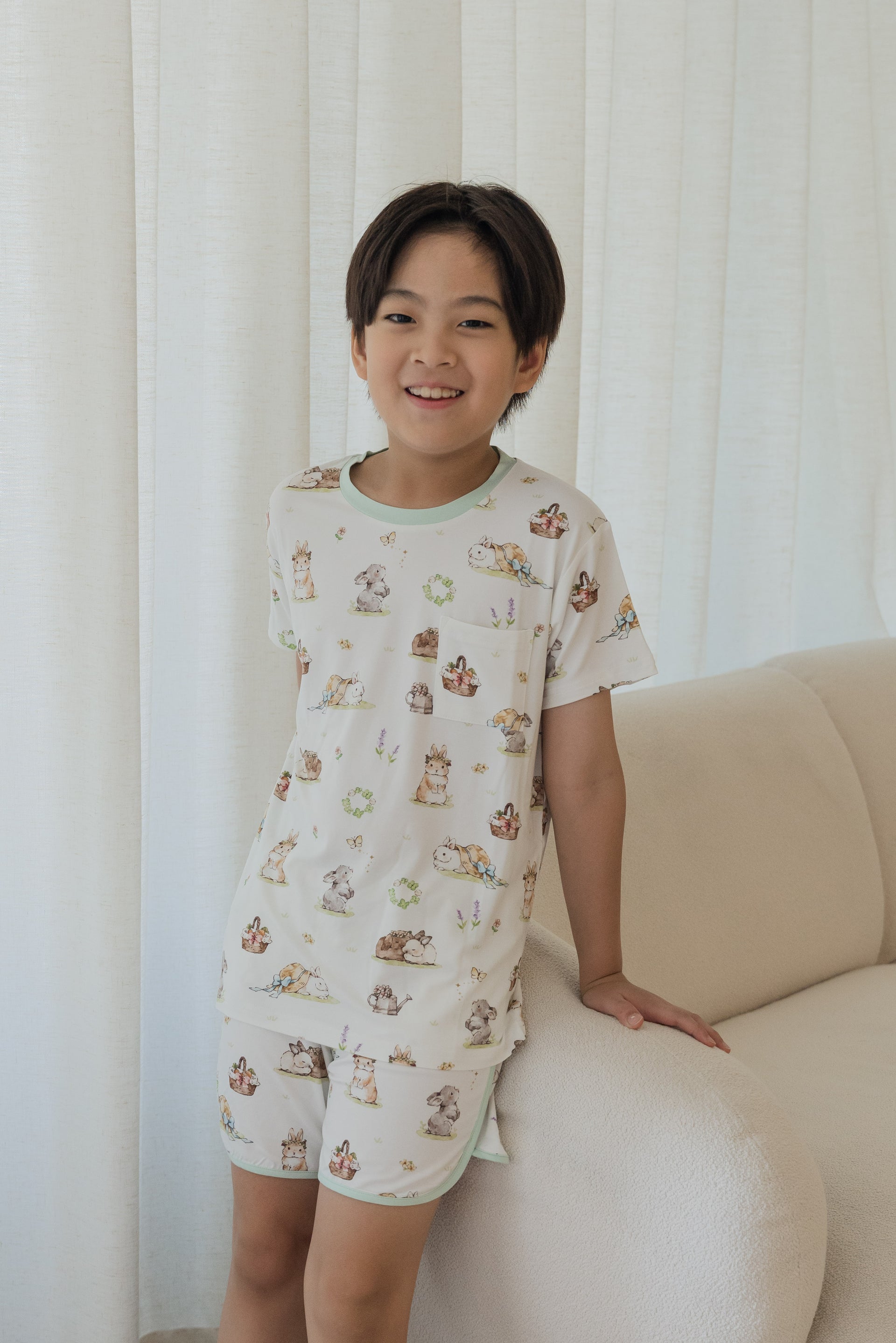 [Lounge Wear] - Clover Bunnies (Cream Base)