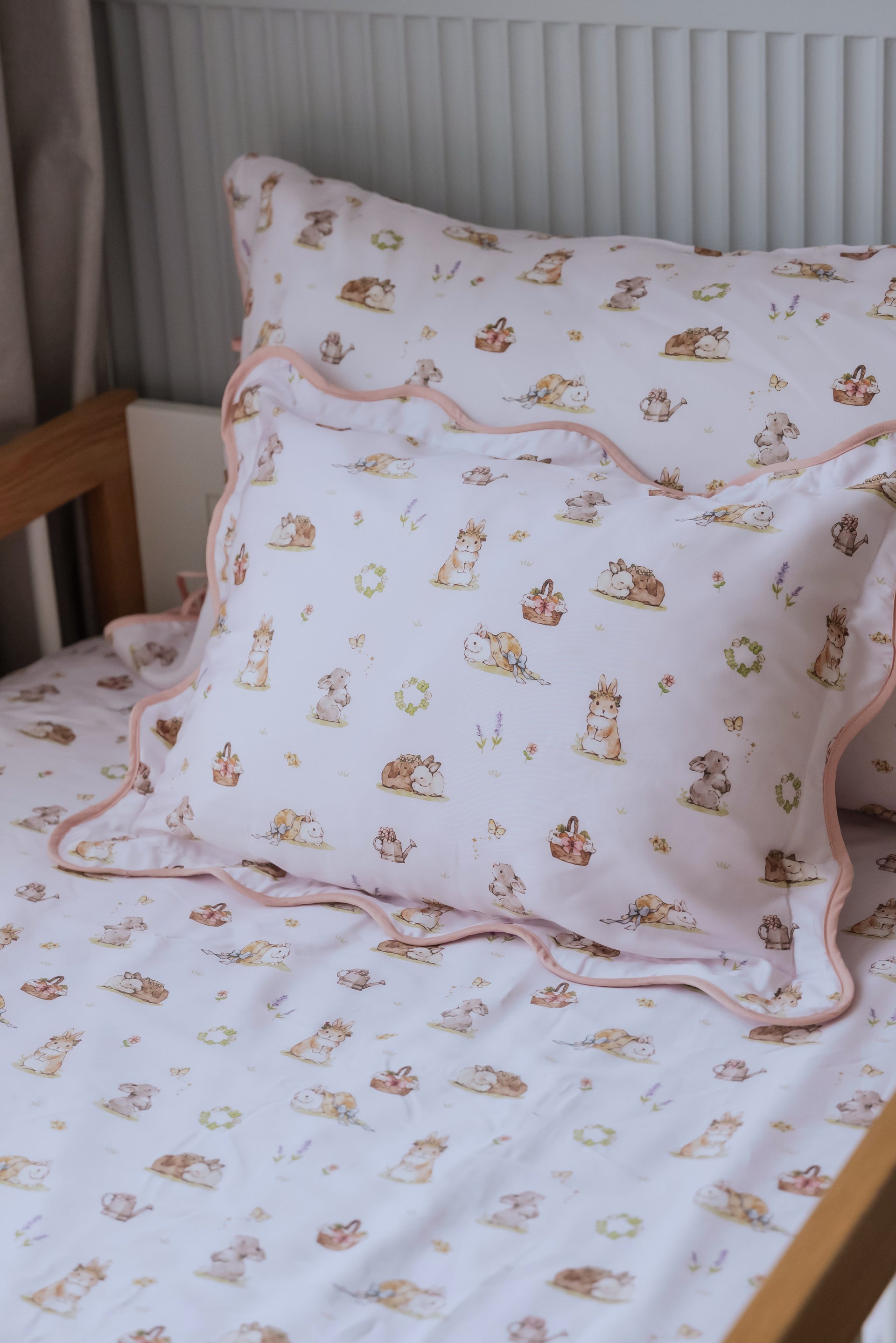 [Tencel Non-Waterproof Pillowcase] - Clover Bunnies (PREORDER)