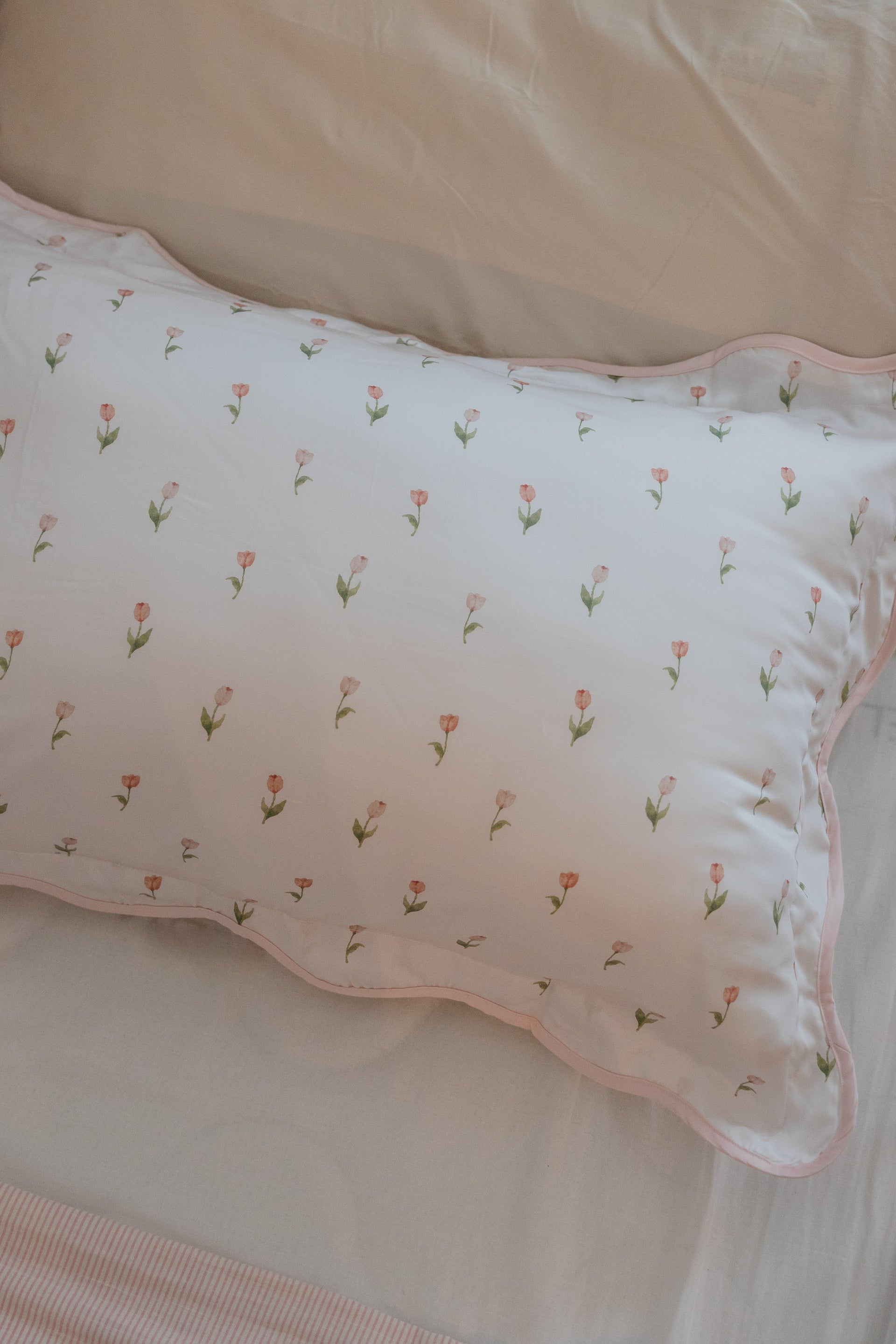 [Adult Pillowcase] - Tulip Field Adult Regular Pillowcase WITH TRIMMING