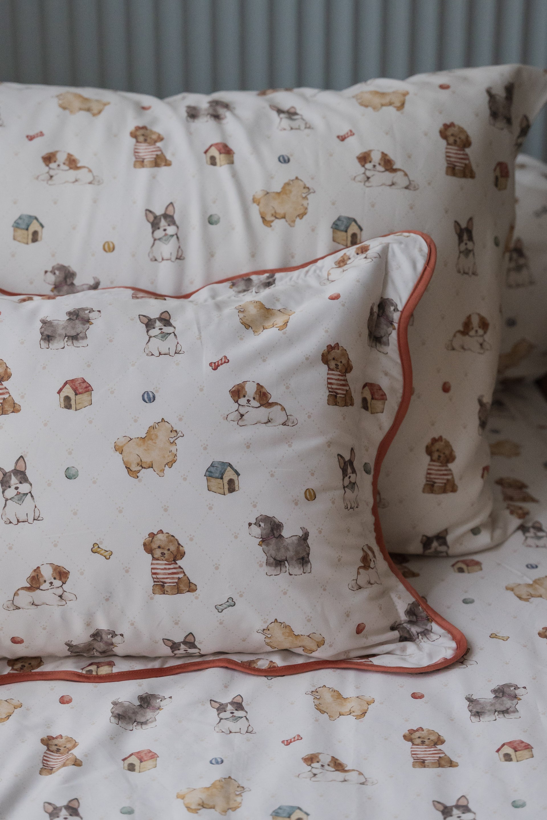 [Cotton Sateen Waterproof Pillowcase] -Playful Paws (PREOREDER)