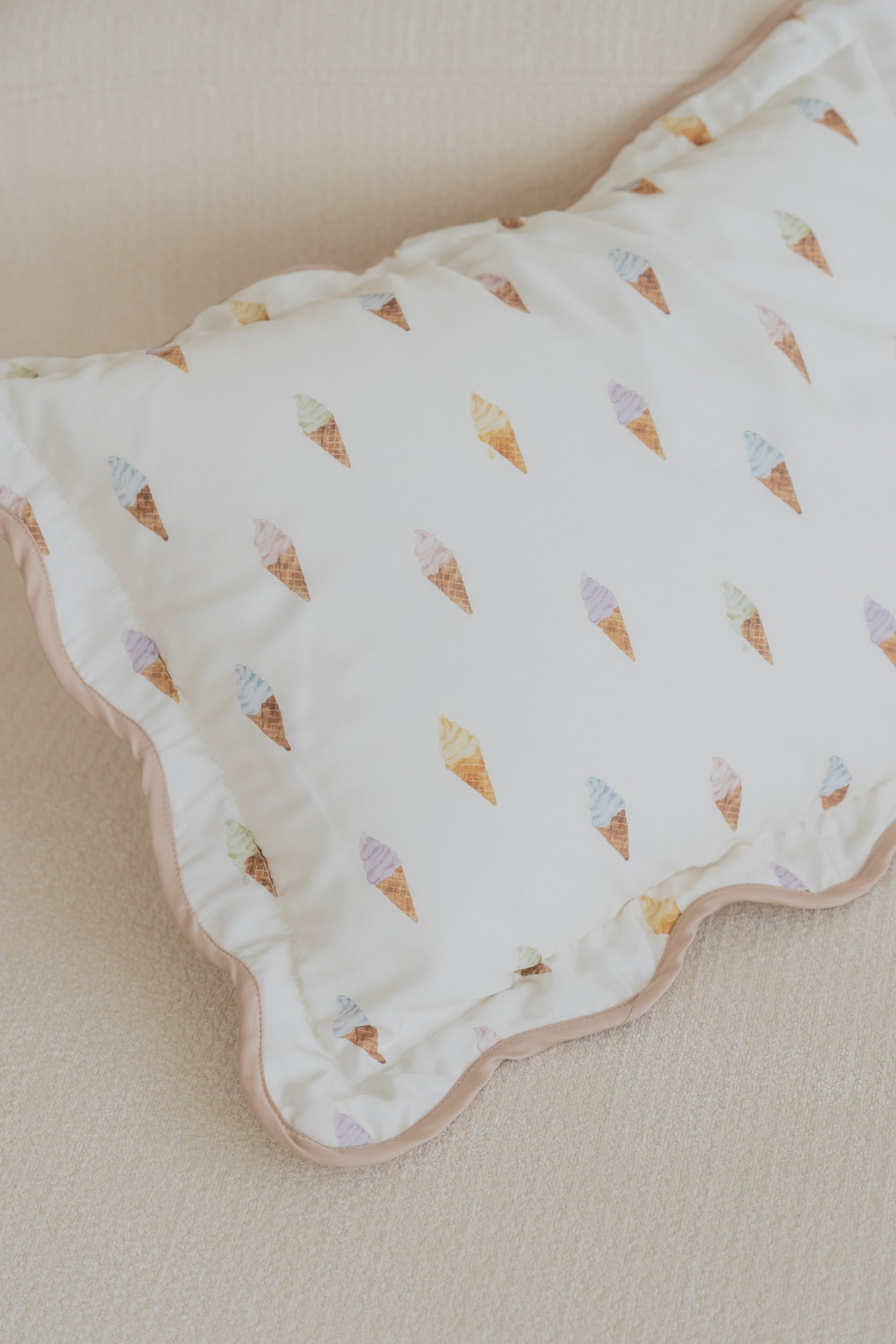[Tencel Waterproof Pillowcase] - Ice Cream Parade