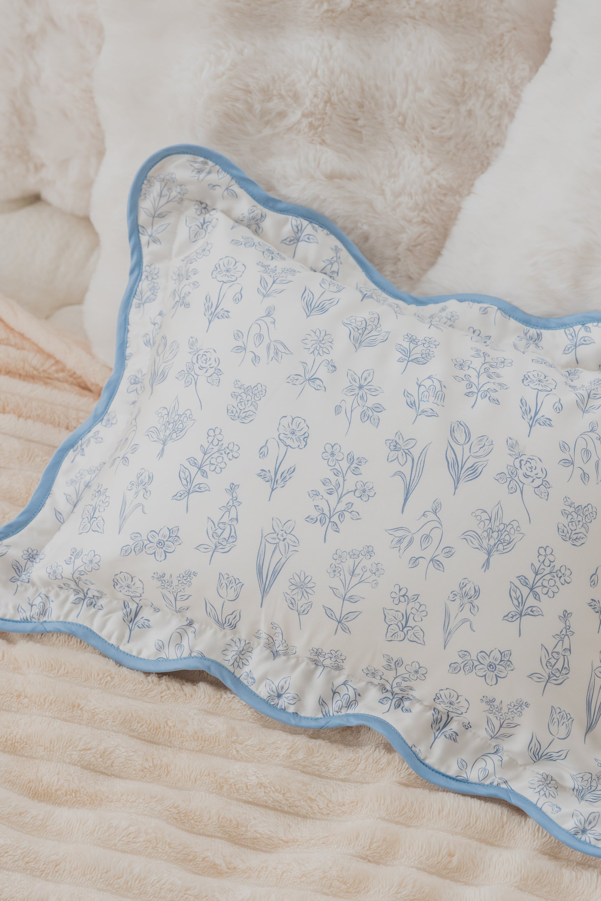 [Tencel Waterproof Pillowcase] - Bluebell Garden