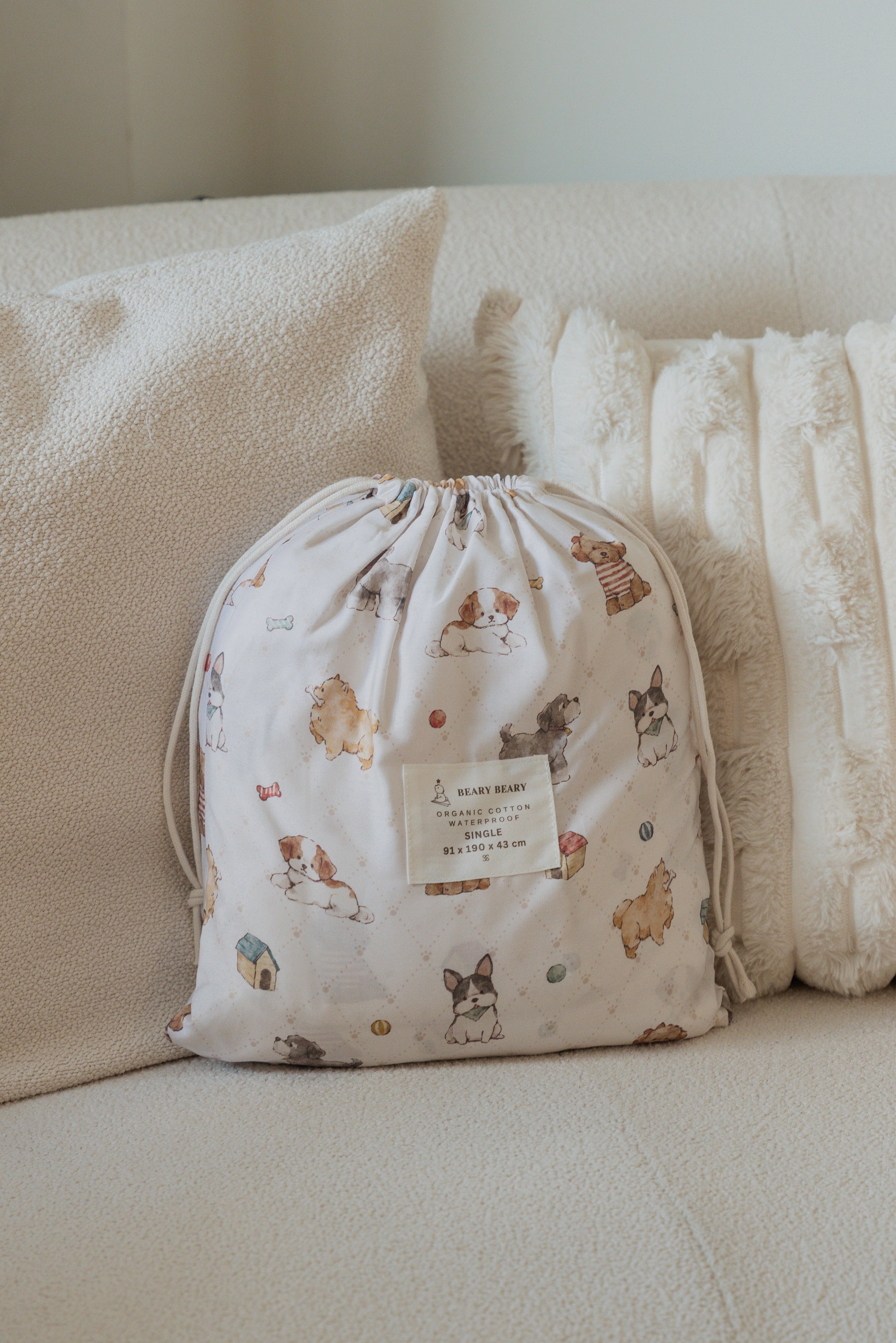 Cotton Sateen - Playful Paws (PREORDER)