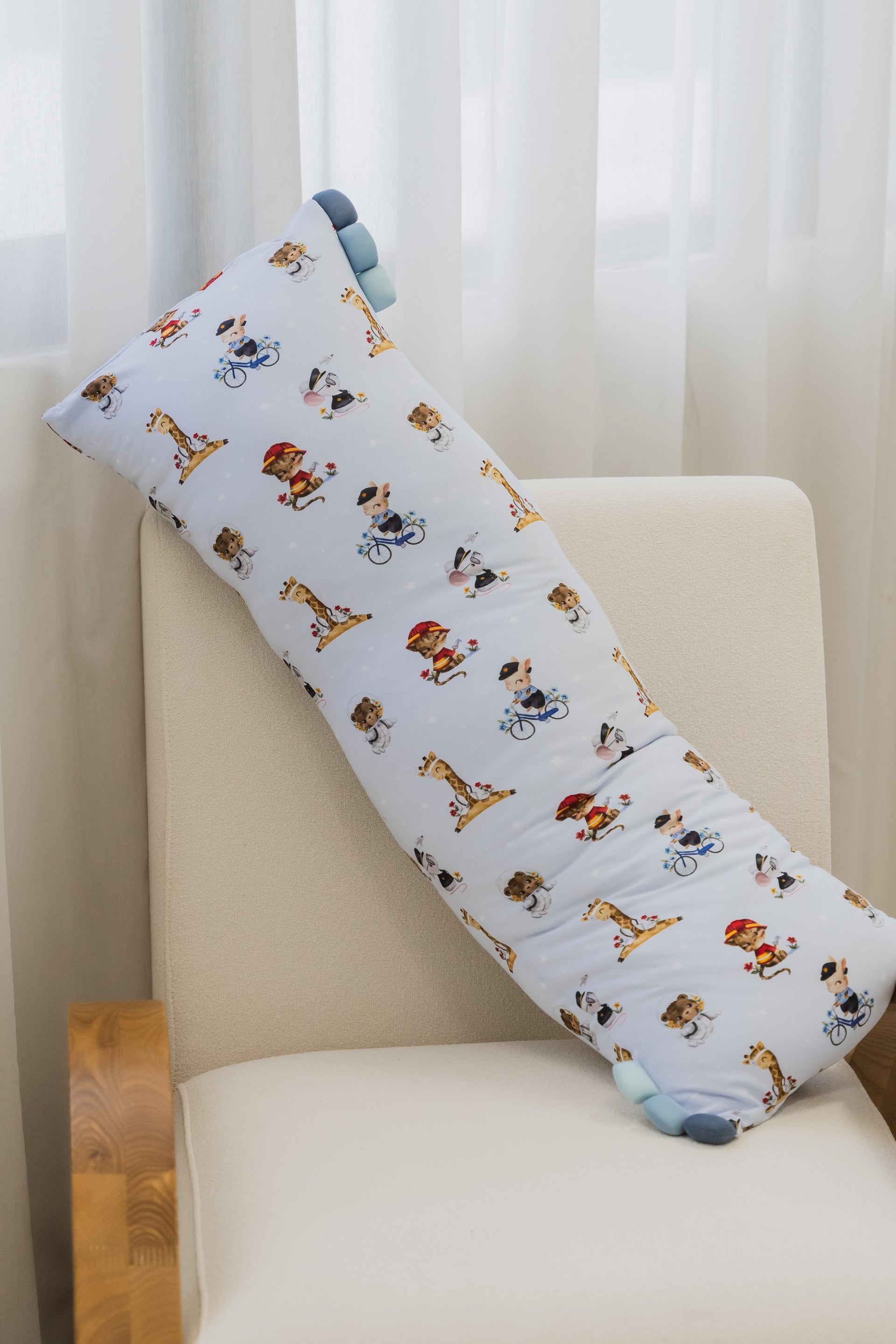 [Case] Dream Big: Everyday Heroes Pillow Case