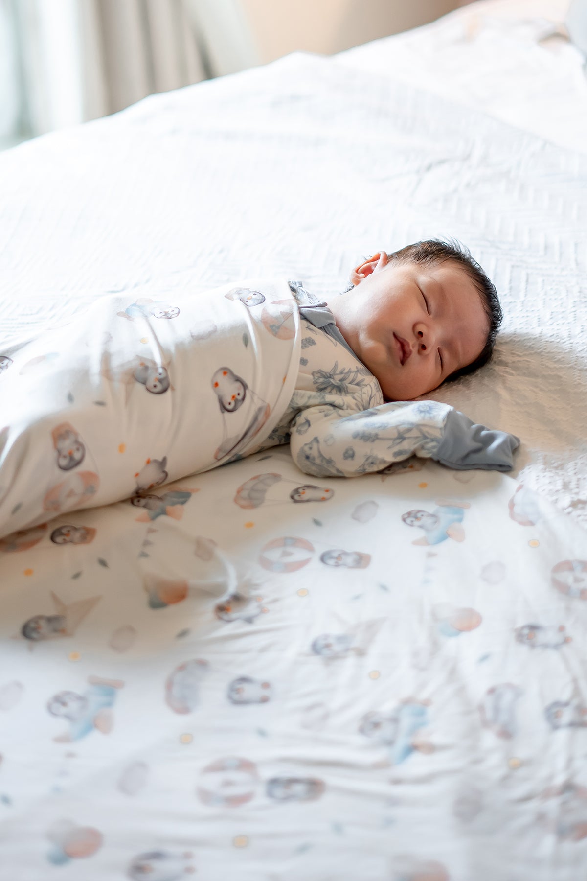 [Blanket] Penguin Explorer Bamboo Swaddle