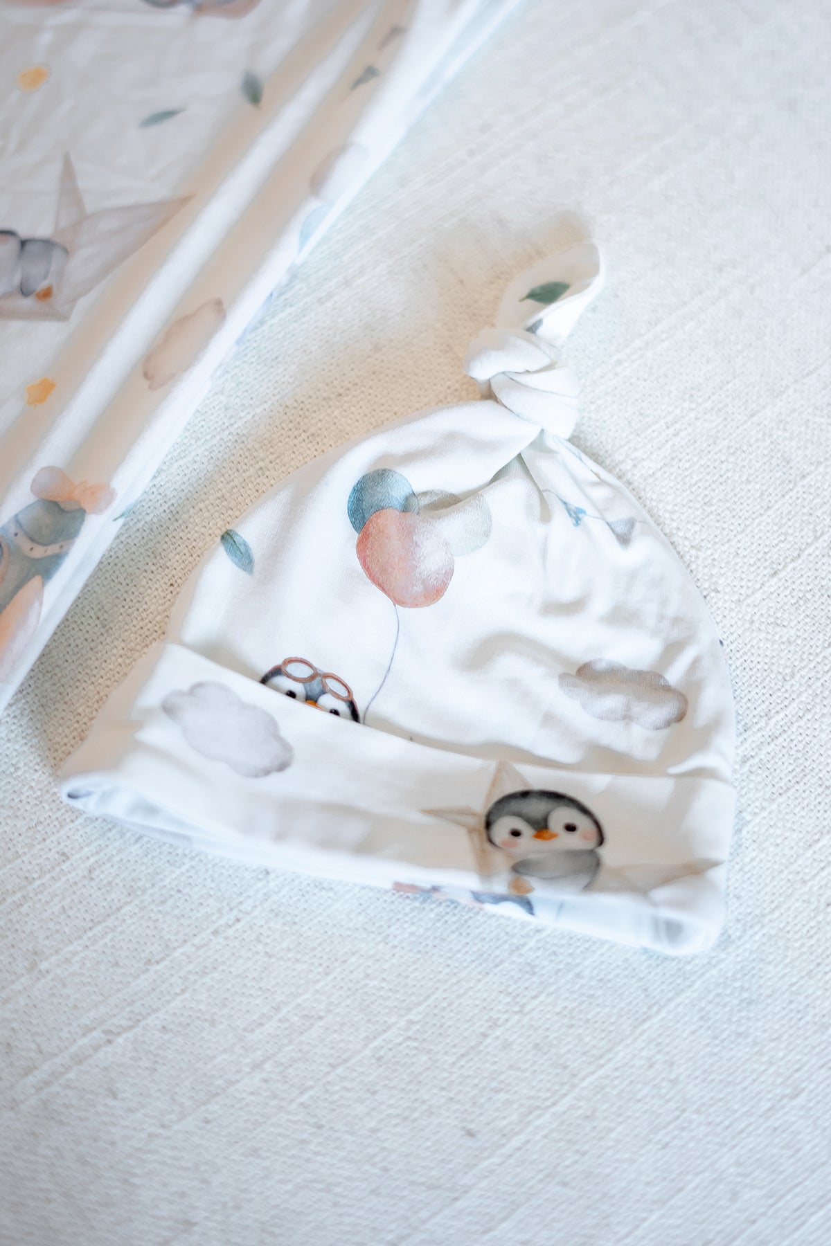 [Blanket] Penguin Explorer Bamboo Swaddle