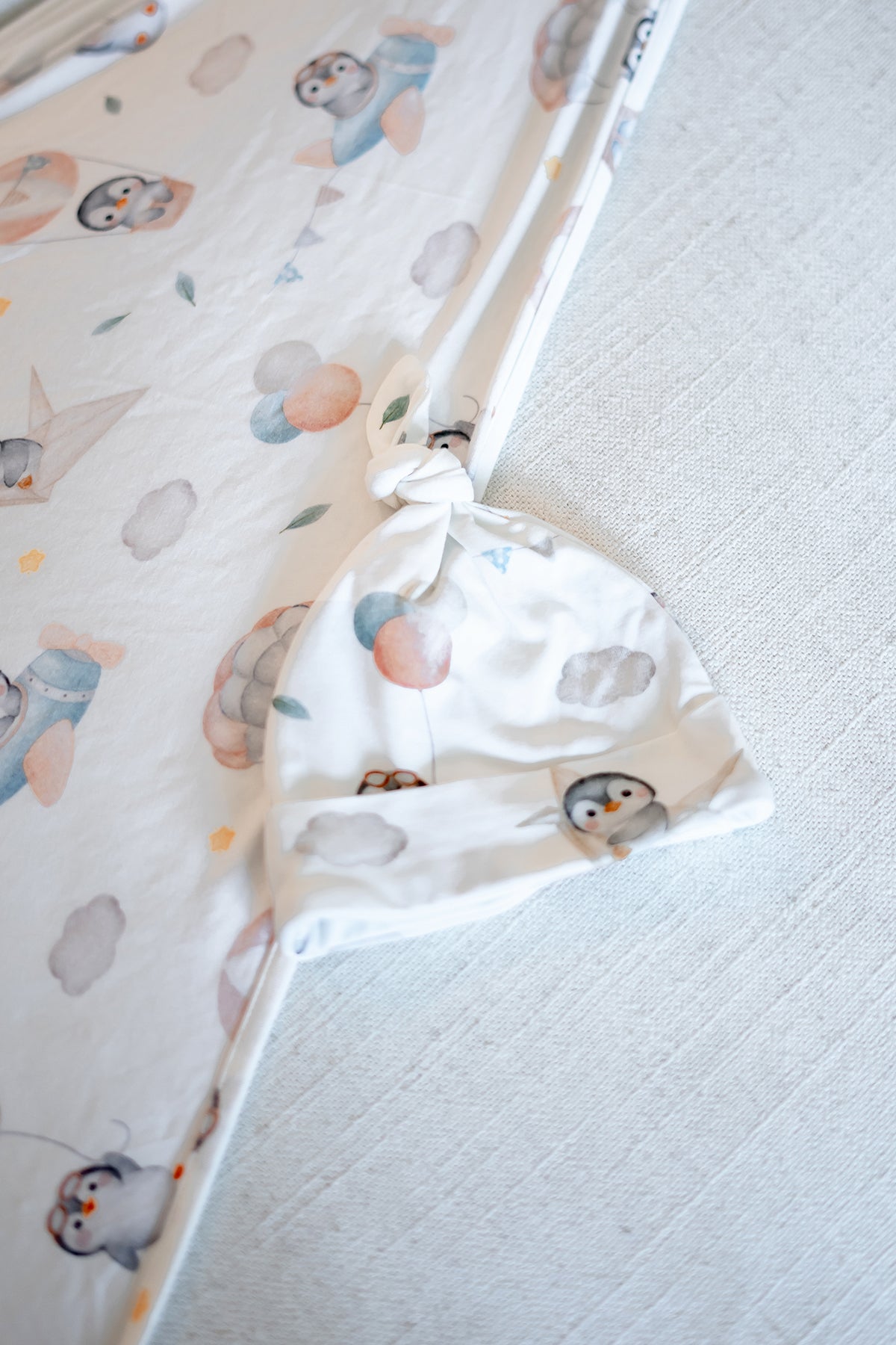 [Blanket] Penguin Explorer Bamboo Swaddle