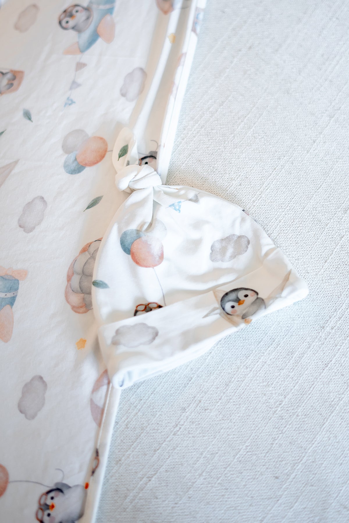 [Blanket] Penguin Explorer Bamboo Swaddle