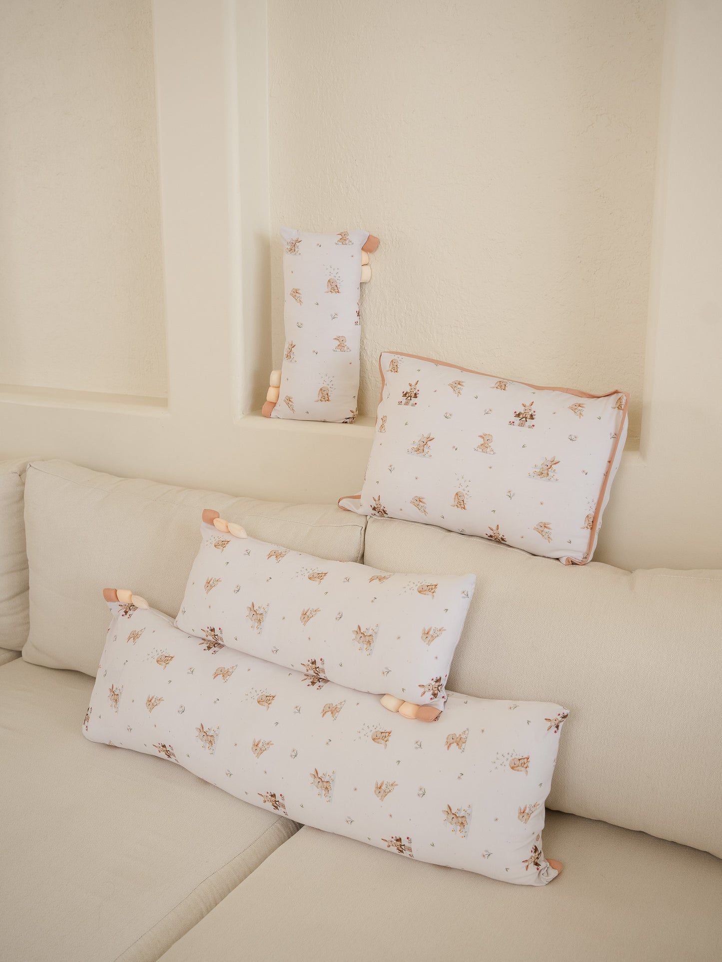 [Case] Bunnies Meadow Pillow Case