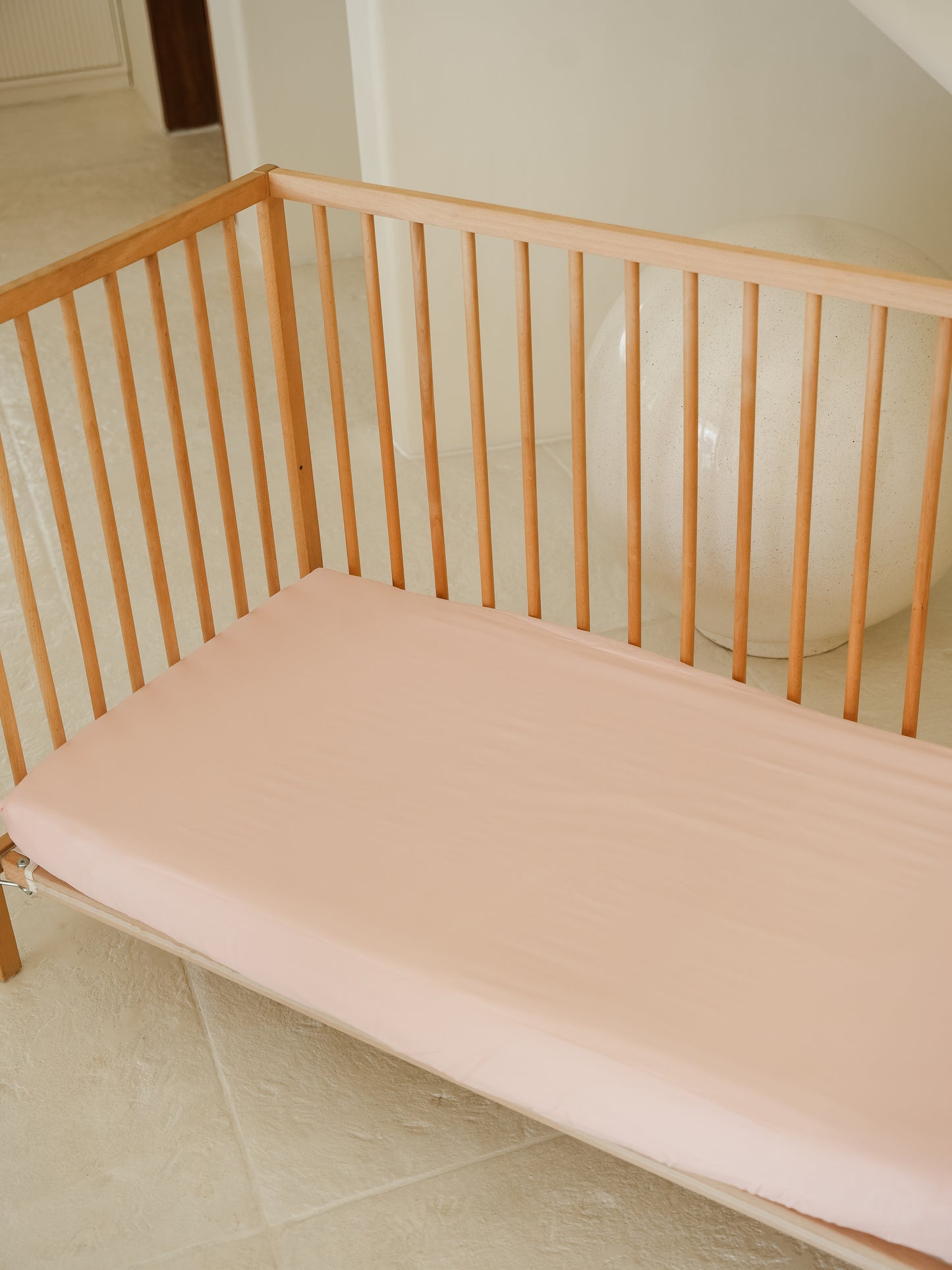 Organic Cotton Waterproof Sheet in Blush Pink