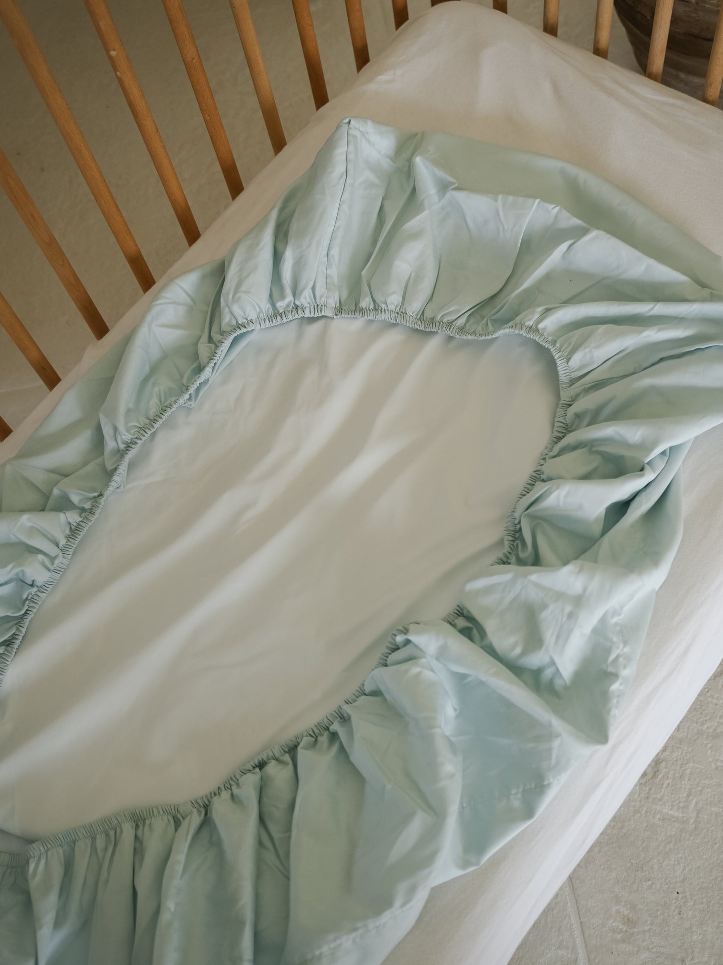 Organic Cotton Waterproof Sheet in Light Seafoam