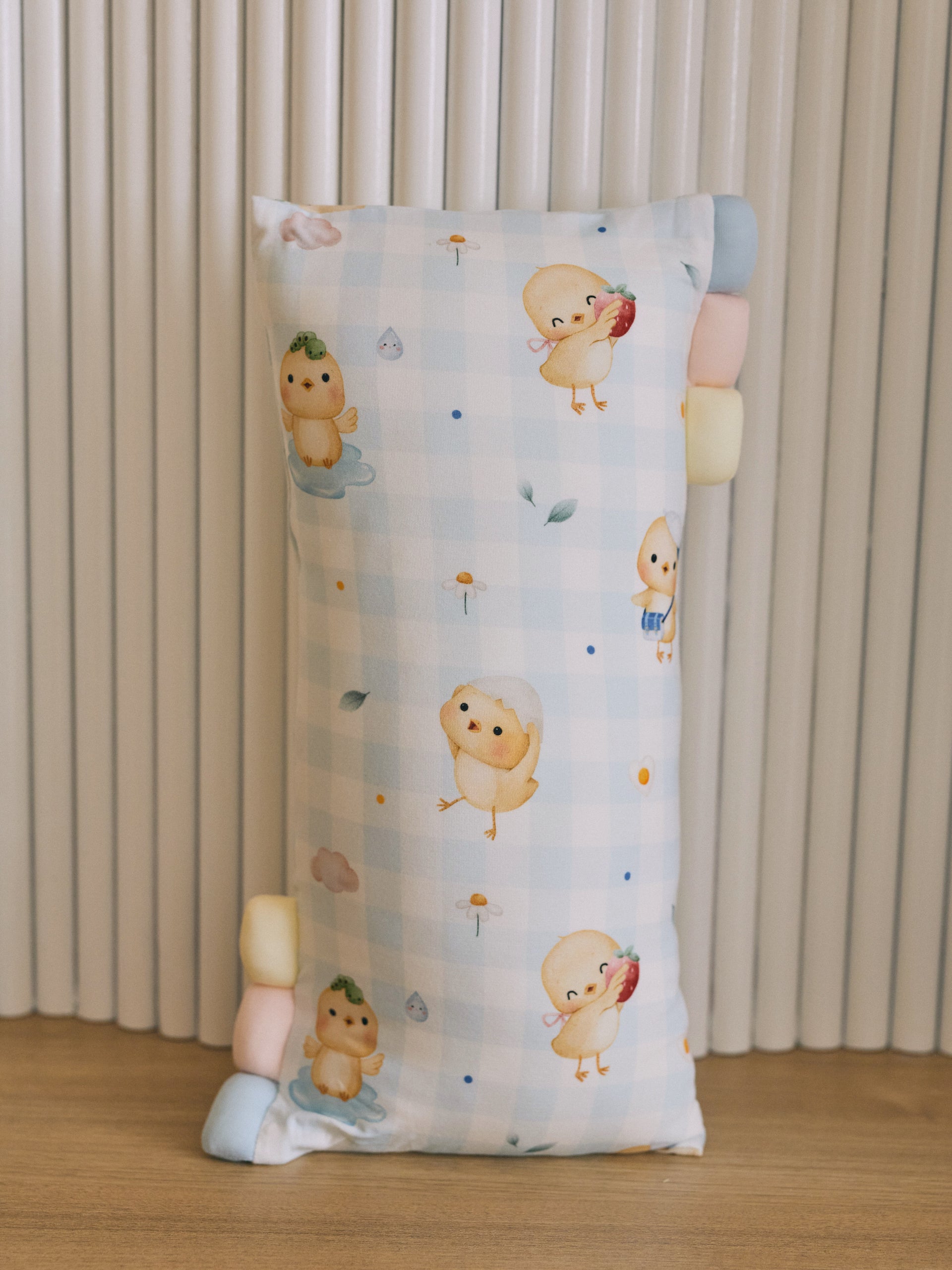 [Case] Sunny SIde Chick Picnic Pillow Case (Blue Checkered)