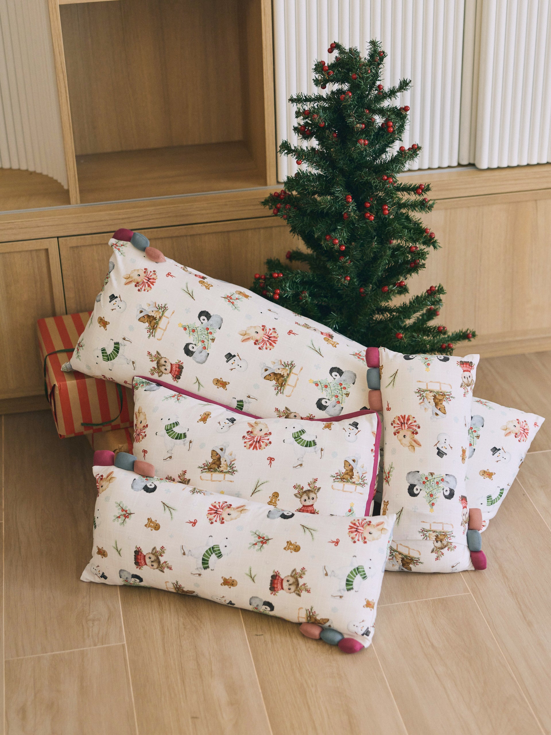 [Case] Jolly Christmas Tale Pillow Case