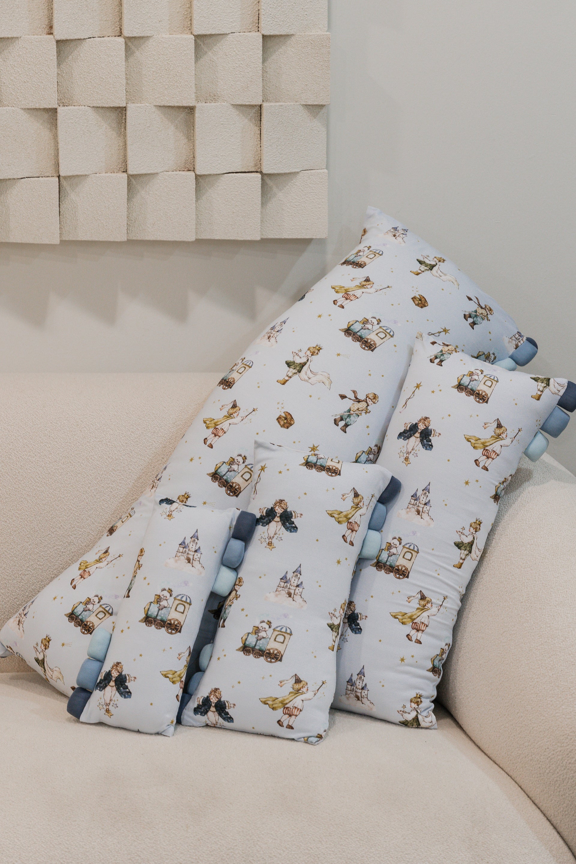 [Pillow] Starlit Prince Pillow