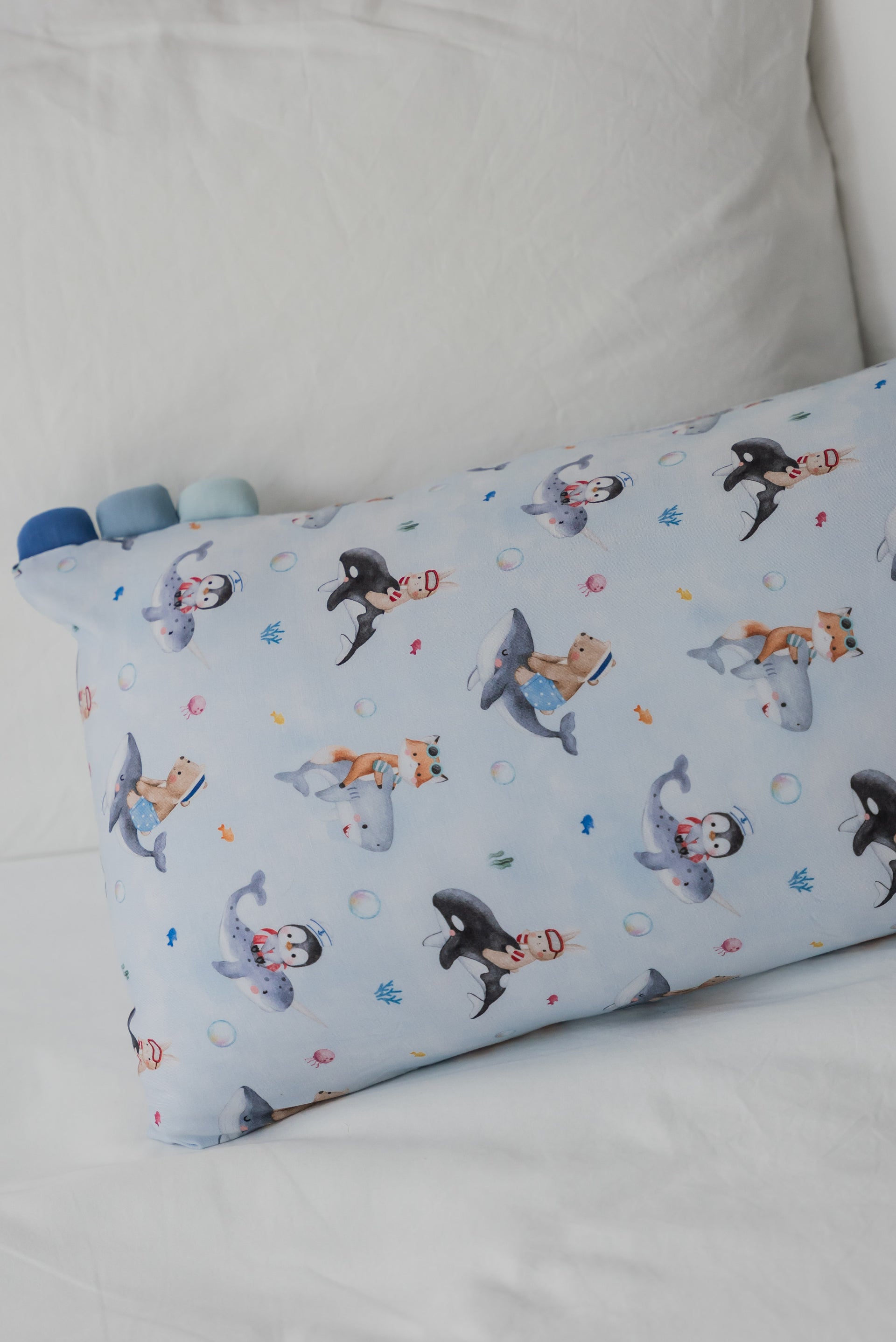 [Case] Ocean Wanderers Pillowcase