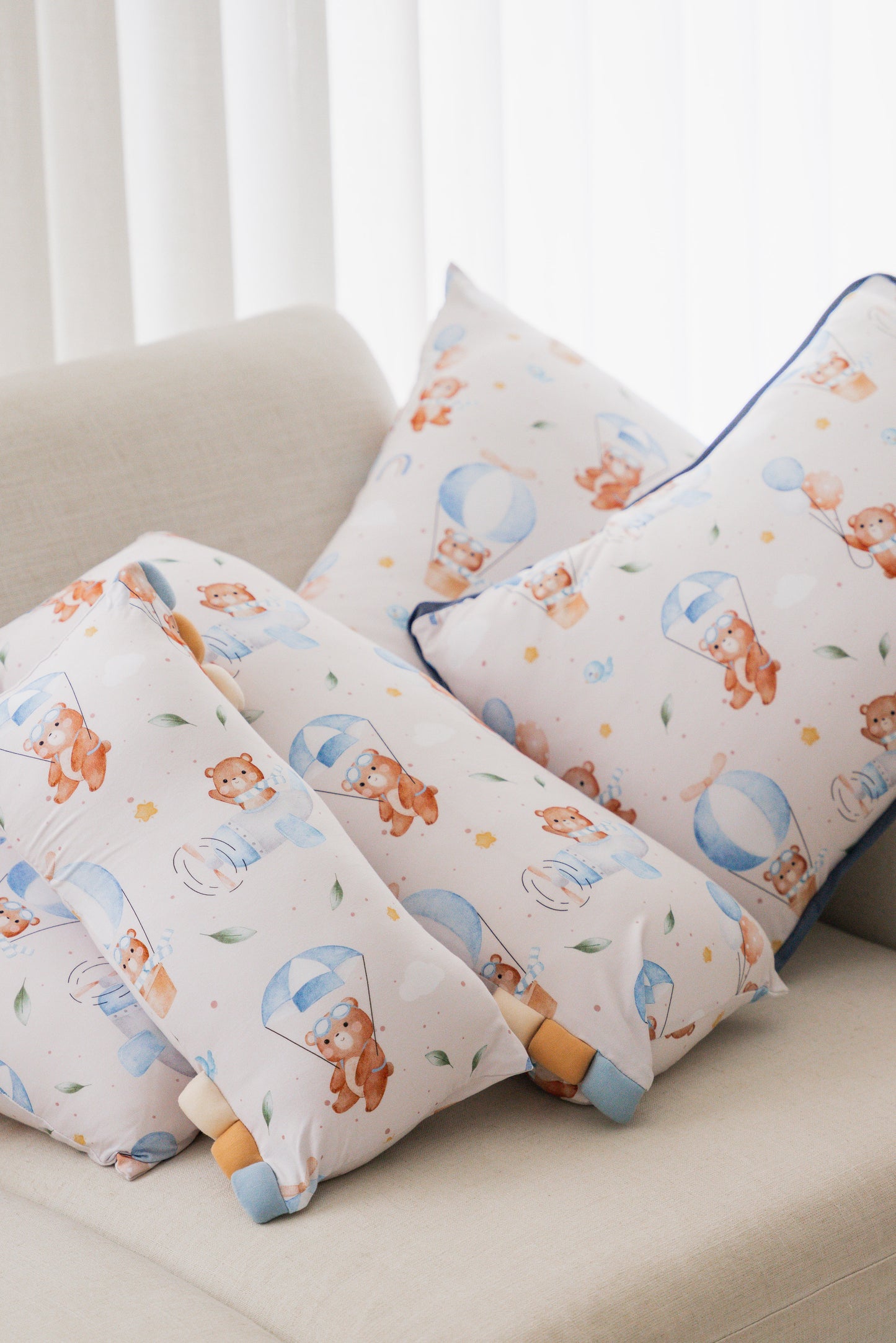 [Pillow] Explorer Bear Bamboo Pillow